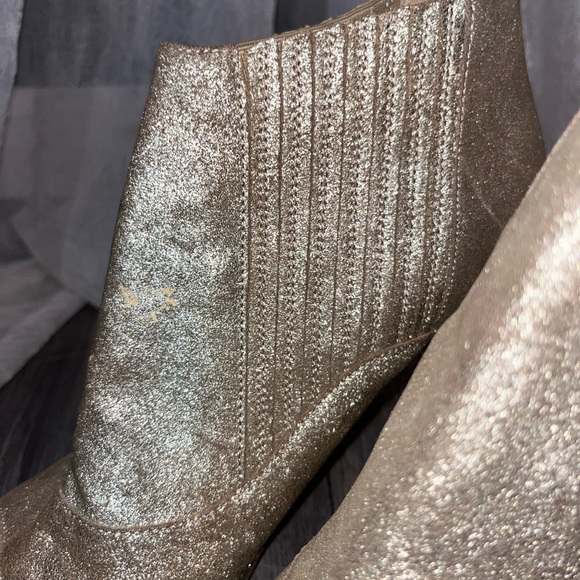 Jimmy Choo Brenna Metallic Heel - Picture 6 of 10